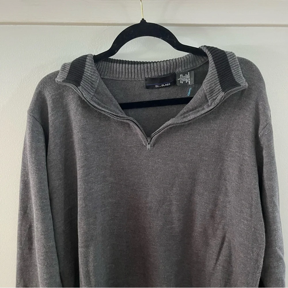 Bill Blass Gray Cotton Blend 1/4 zip pullover sweater Size Large.